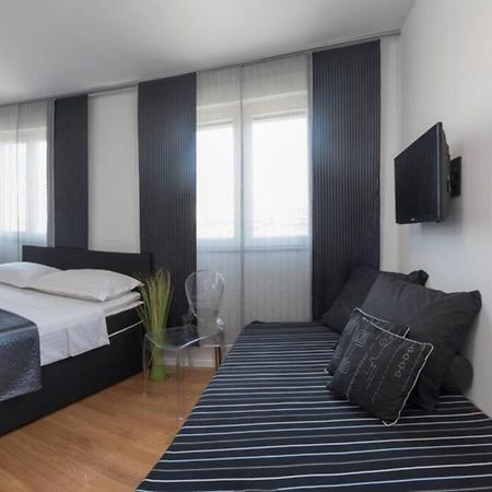 Ensidia Luxury Suite Split Exterior photo